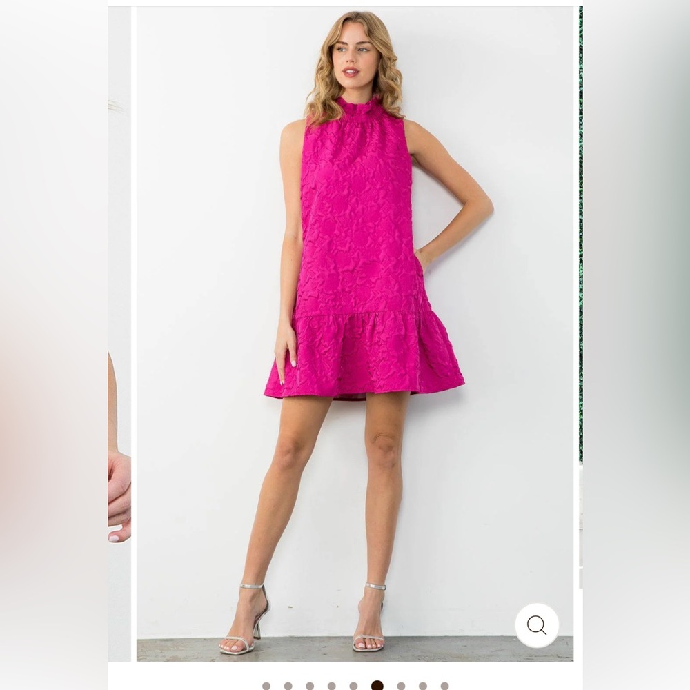 THML | TEXTURED RUFFLED DRESS